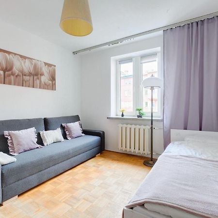 2 bedroom apartment in green location Warschau Buitenkant foto
