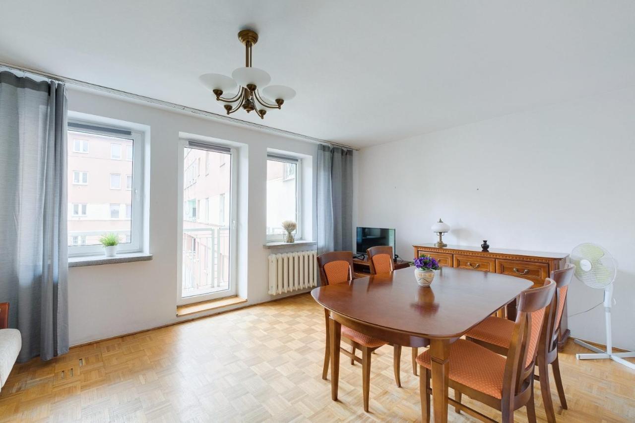 2 bedroom apartment in green location Warschau Buitenkant foto