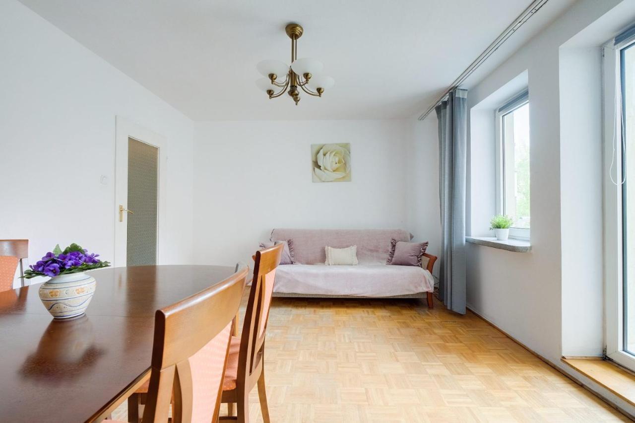 2 bedroom apartment in green location Warschau Buitenkant foto