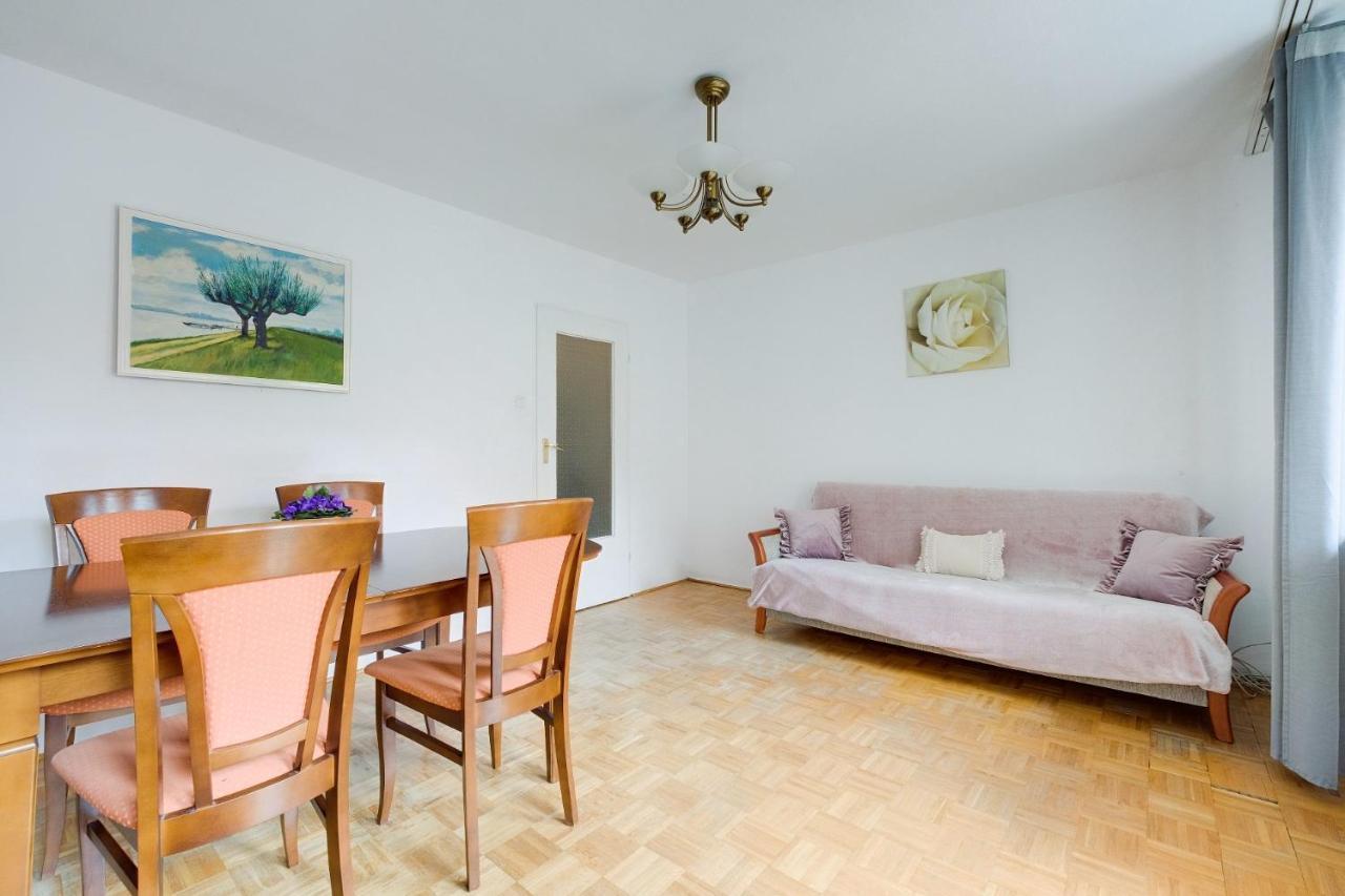 2 bedroom apartment in green location Warschau Buitenkant foto