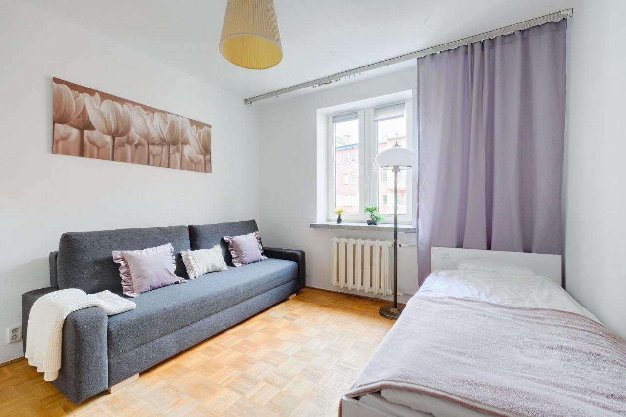 2 bedroom apartment in green location Warschau Buitenkant foto