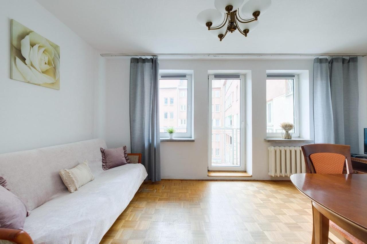 2 bedroom apartment in green location Warschau Buitenkant foto