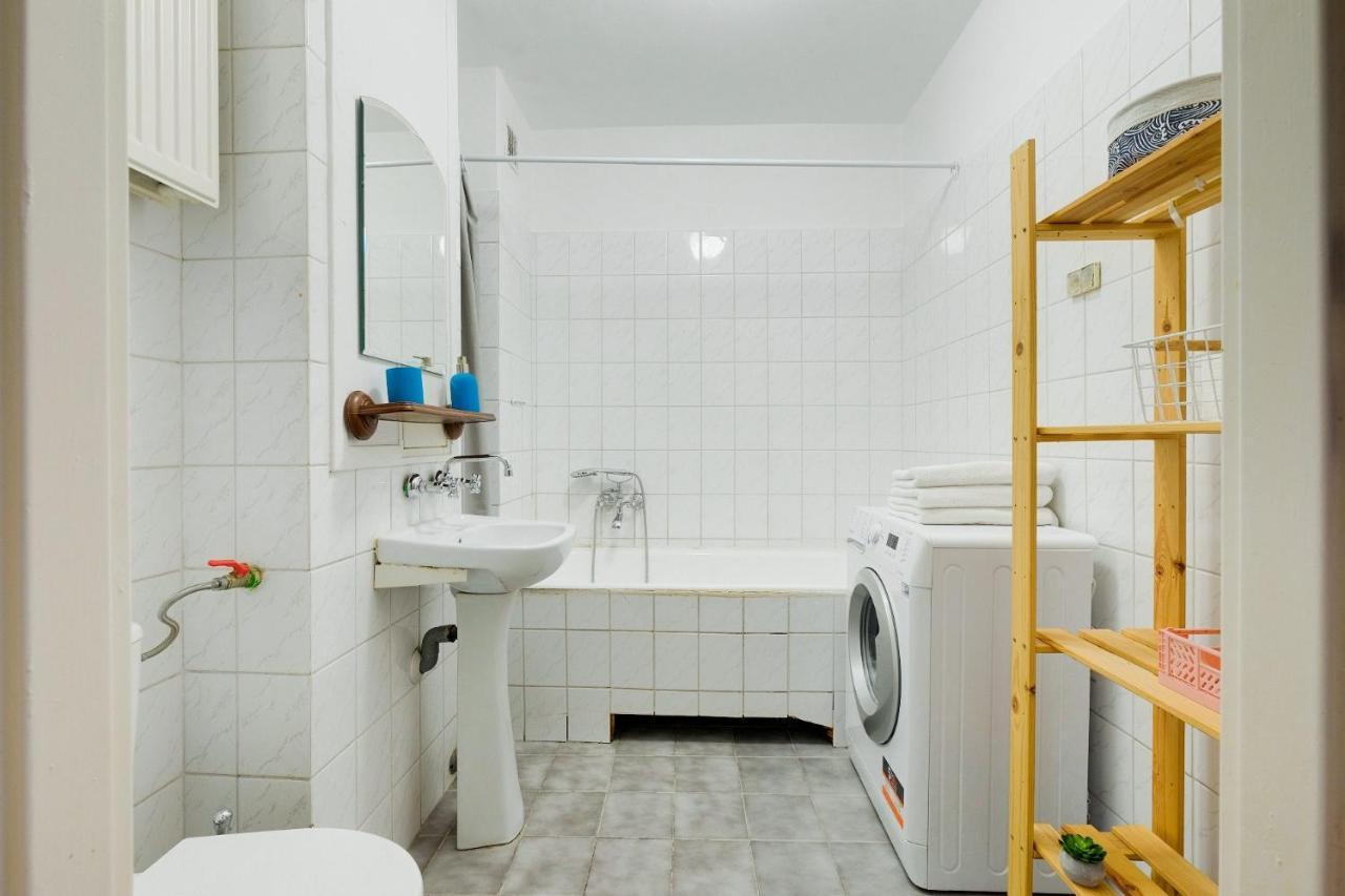 2 bedroom apartment in green location Warschau Buitenkant foto