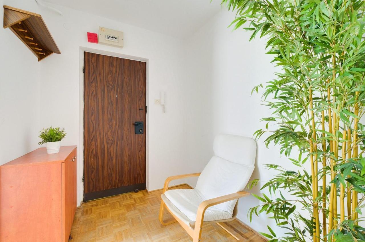 2 bedroom apartment in green location Warschau Buitenkant foto